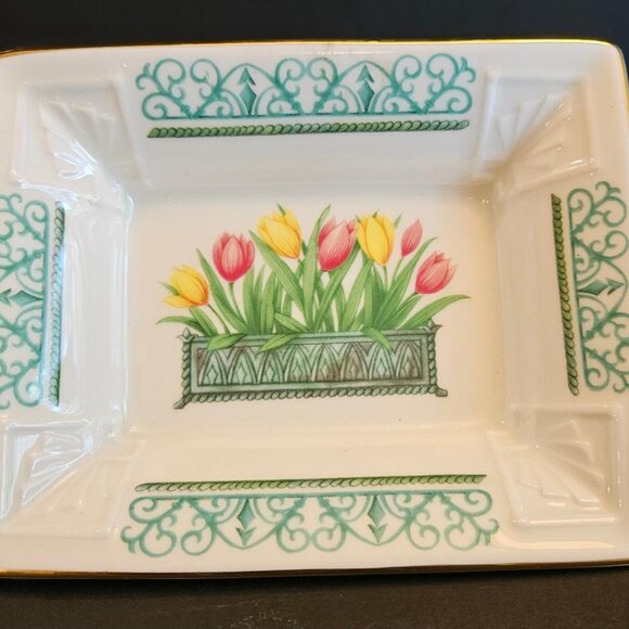 Ainsley "Victorian Garden" trinket ceramic rectangular dish. - Picture 3 of 3